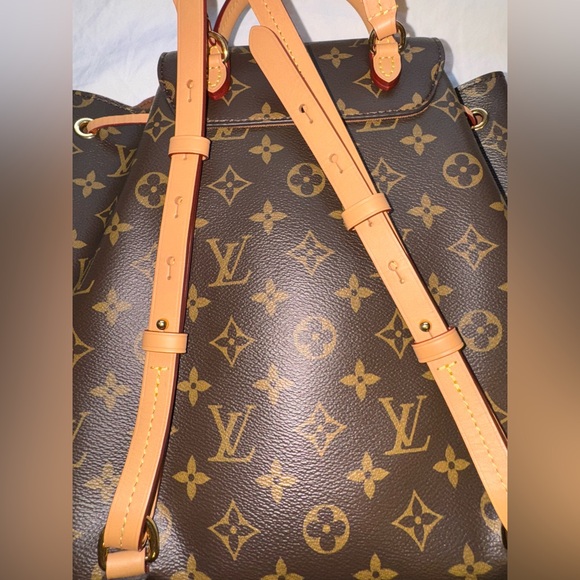 🤎SOLD🤎Louis Vuitton Montsouris PM - Picture 3 of 13
